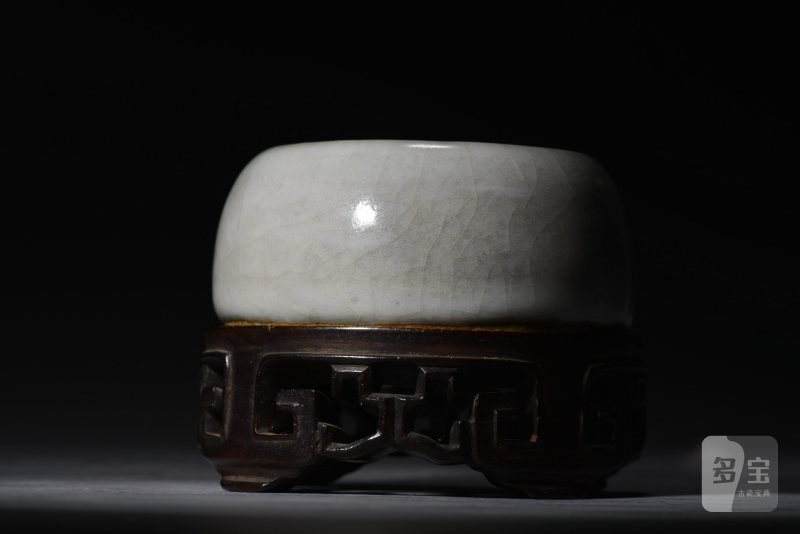 清雍正 仿官釉马蹄型水呈 - 图8